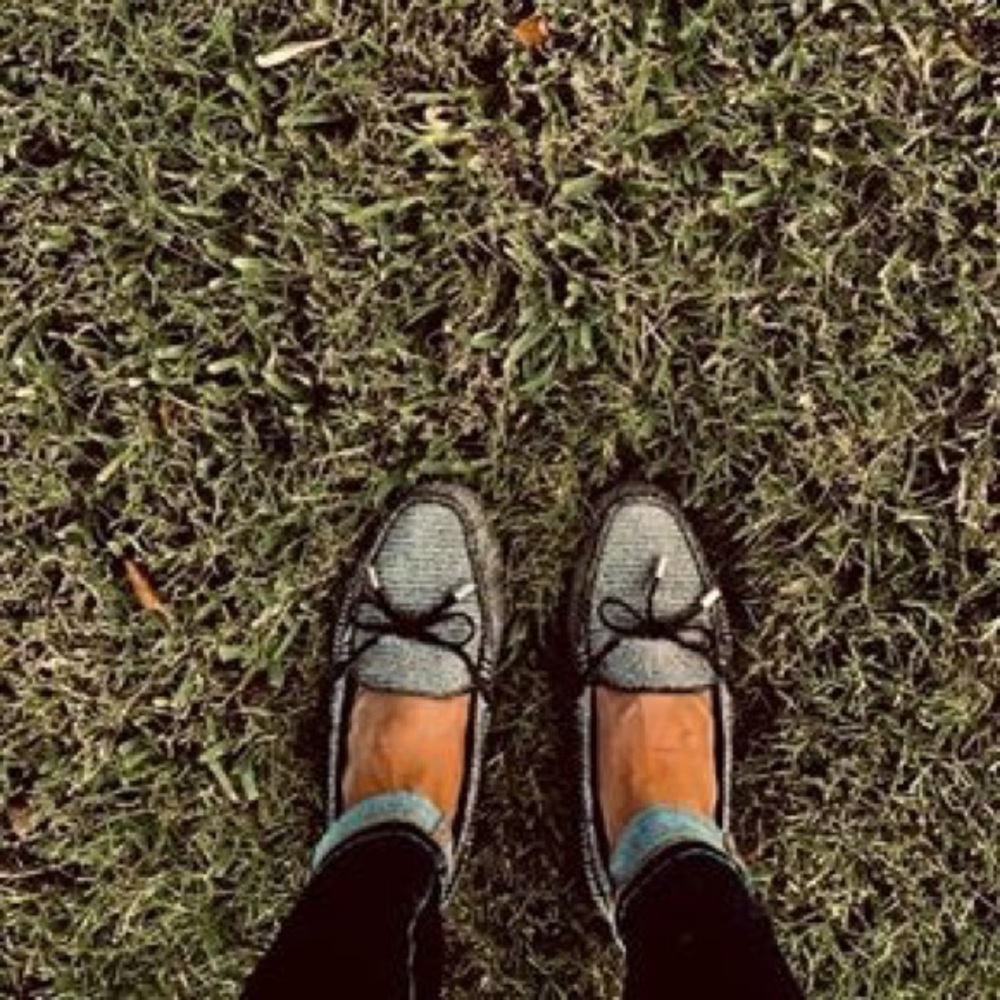 MK Slippers - Picture 2 of 4